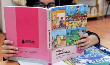 El debate sobre el libro de texto: entre Escila y Caribdis