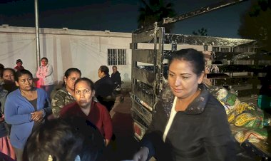 Entrega Antorcha 300 despensas en La Laguna