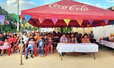 Unidad Antorchista de Cancún realiza su posada navideña