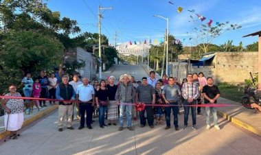 Antorchistas de Catemaco inauguran pavimentación