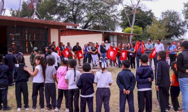 Ayuntamientos antorchistas impulsan el mejoramiento de la infraestructura educativa, para formar hombres libres