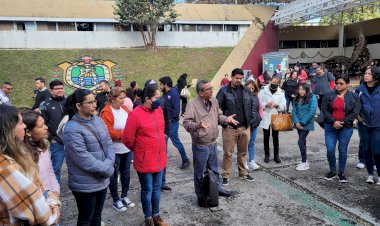 Maestros adheridos al Sindicato SETAM exigen el pago de sus salarios