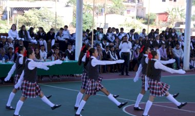 Antorcha Magisterial realiza concurso de escoltas