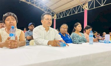 Emotiva celebración a las mamás en la colonia Fraternidad Antorchista de Chetumal