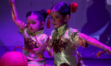 Academia de ballet antorchista rinde homenaje a China