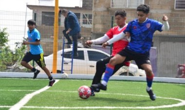 Realizan torneo en cancha de futbol de la colonia Espartaco