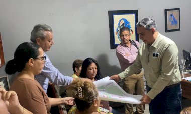 Promete Ayuntamiento de Colima atender problemas en Villas del Sur