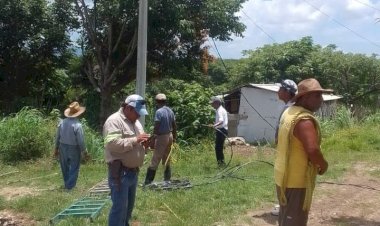 CFE niega electricidad a colonos de Berriozábal, Chiapas