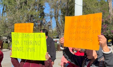 Román Cota se compromete a resolver demandas de tecatenses organizados